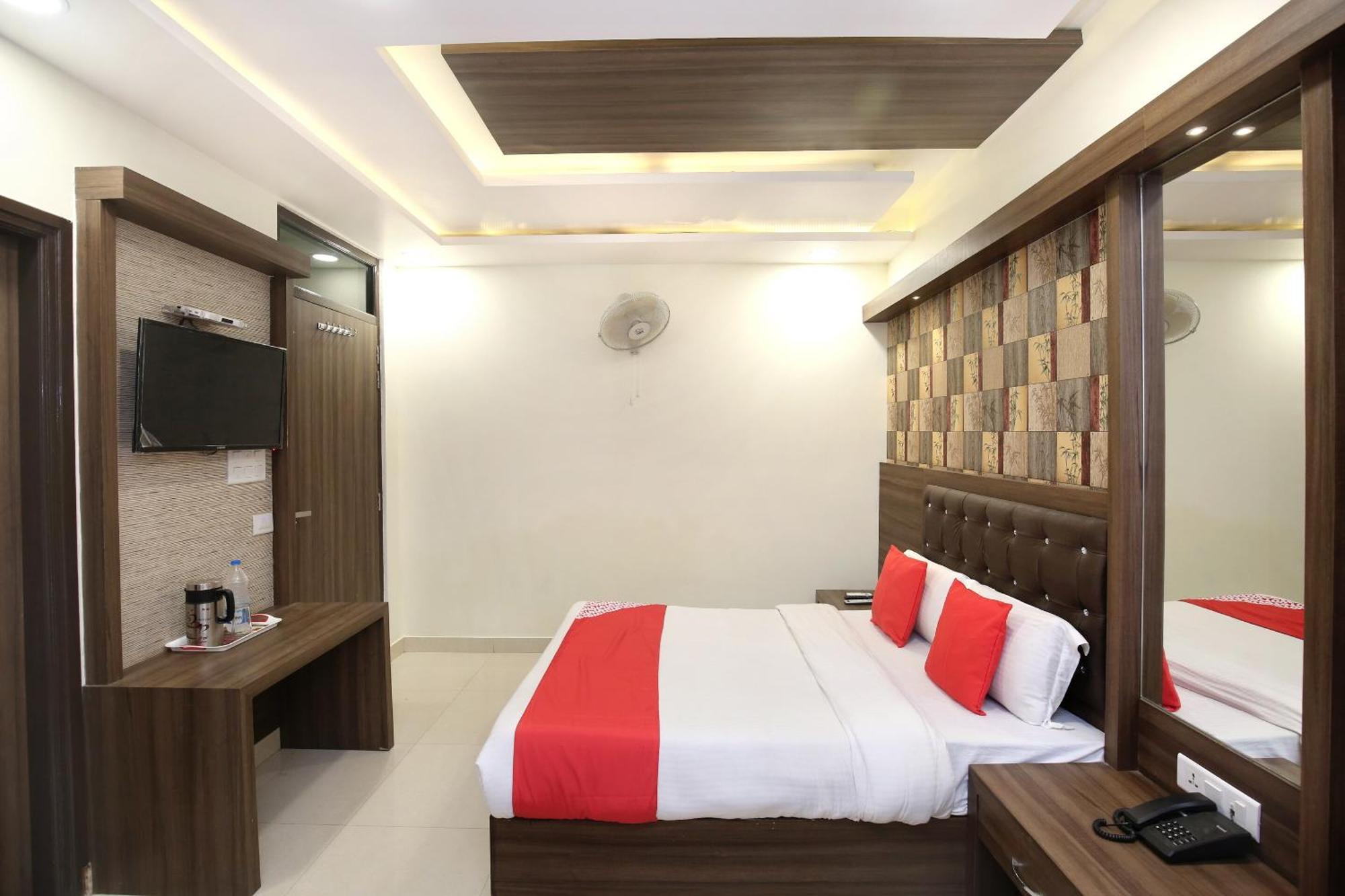 OYO 17307 Hotel Kings Amritsar Exterior foto